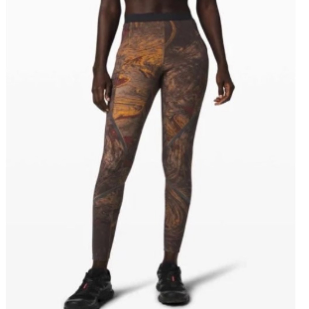 Lululemon- Esker Tight Reflective